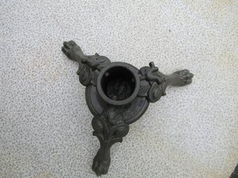 Stojan na vánoční stromek - litinový - 2