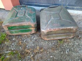Plechový kanistr 20L - 2