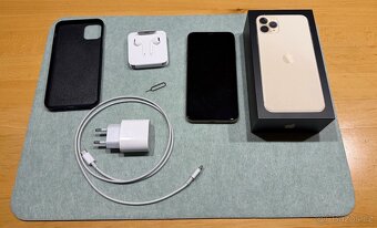 iPhone 11 Pro Max Gold - 2