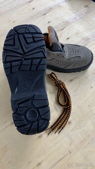 Pracovní obuv zn. MTS vel.40 (nové) - 2