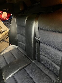 Interér BMW E36 sedan - 2