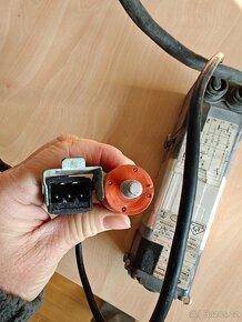 Motor s převodovkou 77W - 2