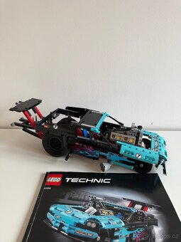 LEGO Technic 42050 - 2