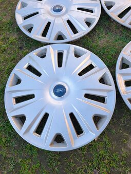 Originální poklice Ford - 17' - 2