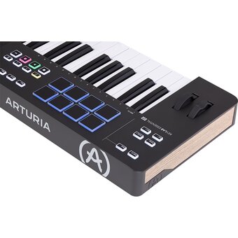 Arturia KeyLab Essential 49 Mk3 MIDI - 2