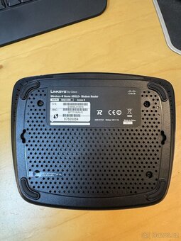 Wi-Fi router / ADSL2+ modem Linksys WAG120N (použitý) - 2