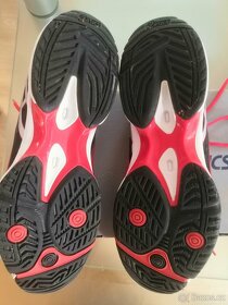 Nové tenisové boty Asics, vel. 43,5 (UK 8,5) - 2