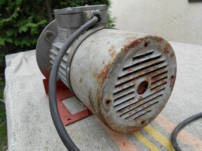 Elektromotor přírubový - 2