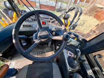 JCB 411 - 2