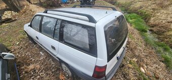 Opel Astra - 2