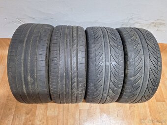Letní pneu 235/40/18 - 2