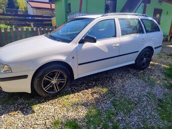 Škoda Octavia 1,9 TDI Tour - 2