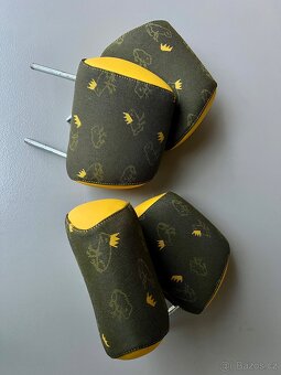 ŠKODA FELICIA: hlavové opěrky (kůže/látka - nepoužité) - 2