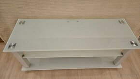 Prodám TV stolek - 2