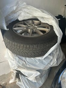Zimní sada disků cena za komplet Mercedes GLA/GLB R17 - 2