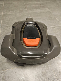 HUSQVARNA robotická sekačka - 2