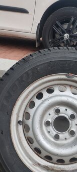 1x disk 5 1/2 J x 15 CH, pneu R15 195/70 C - 2