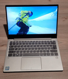 Lenovo, i7-8550u 4/8x 4,00GHz, 8GB DDR4, 256GB SSD, bat. 3h. - 2