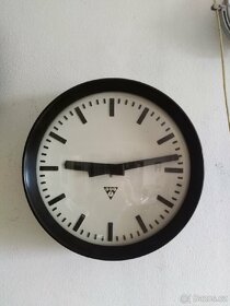 Ikonicke industrialni hodiny Pragotron funkcni - 2