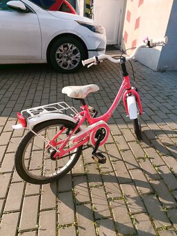 Dívčí kolo 18" - 2
