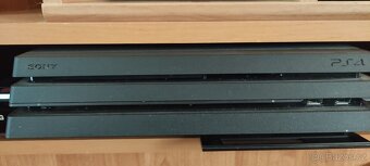 PS 4 pro 1t - 2