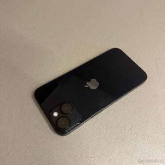 iPhone 14 128GB černý, 12 měsíců záruka - 2