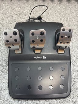 Logitech G29 + shifter - 2
