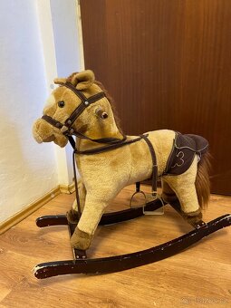 Houpací kůň - 2