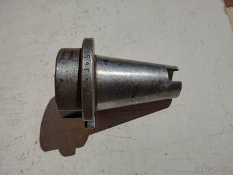 Redukční pouzdro pro frézku 40/2 - 2