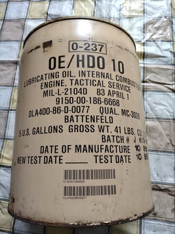 starý kanystr,soudek - 2