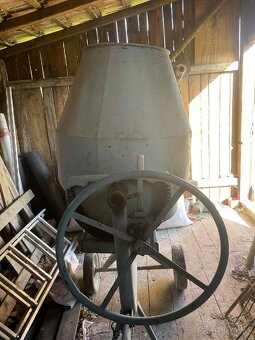 Stavební míchačka - 2