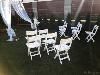 Bílé skládací židle – pronájem (svatba, oslava, párty) - 2