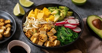 Práce v OC Futurum v restauraci foodcourt salaterie - 2