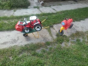 hračky z obrázku - 2