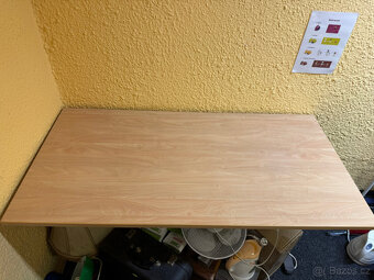 Pracovní stůl - 2