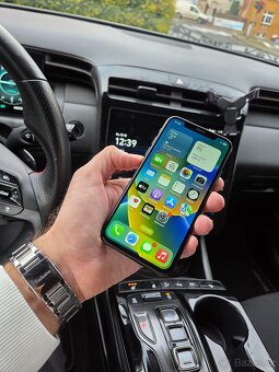 Apple iPhone X 64GB Space gray - baterie 80% - 2