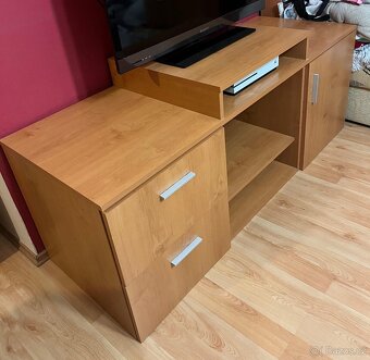 Stolek pod TV - 2