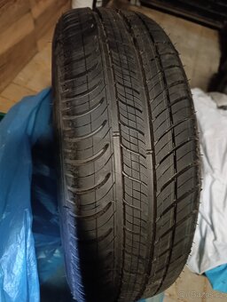 Originální náhradní pneu - 2