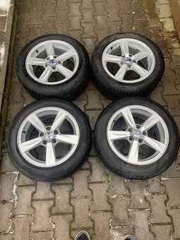 Volvo 16" zimní - 2