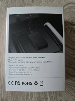 Bezdrátový adaptér pro Car play a Android Auto - 2