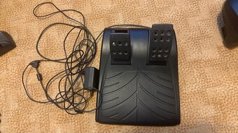 Logitech driving force - 2