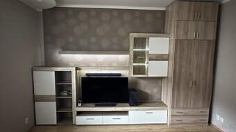 Obývací stěna a skříň - 2