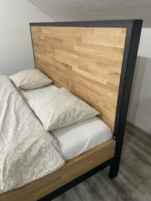 Masivní dubová postel - 2