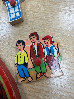 Retro dřevěné kulaté puzzle - Holandsko - 2