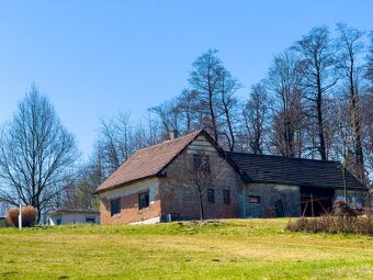 Dům v podhůří Beskyd s pozemkem přes 27 000 m² - 2