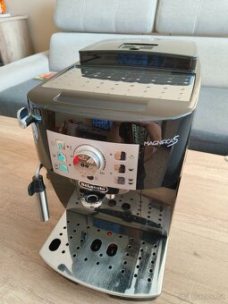 Kávovar De'Longhi Magnifica S - 2