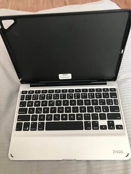 Slim Book klávesnice pro iPad - 2