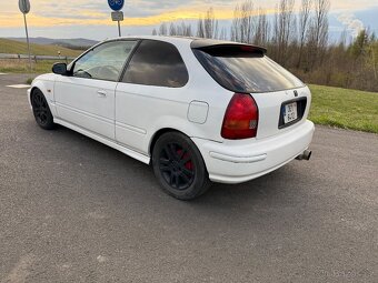 Honda Civic 6G - 2