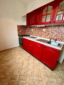 Pronájem bytu 2+1, 55 m² – Lužec nad Vltavou - 2