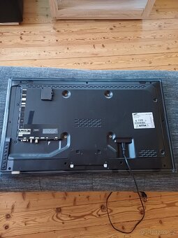 Prodám starší smart led TV Samsung - 2